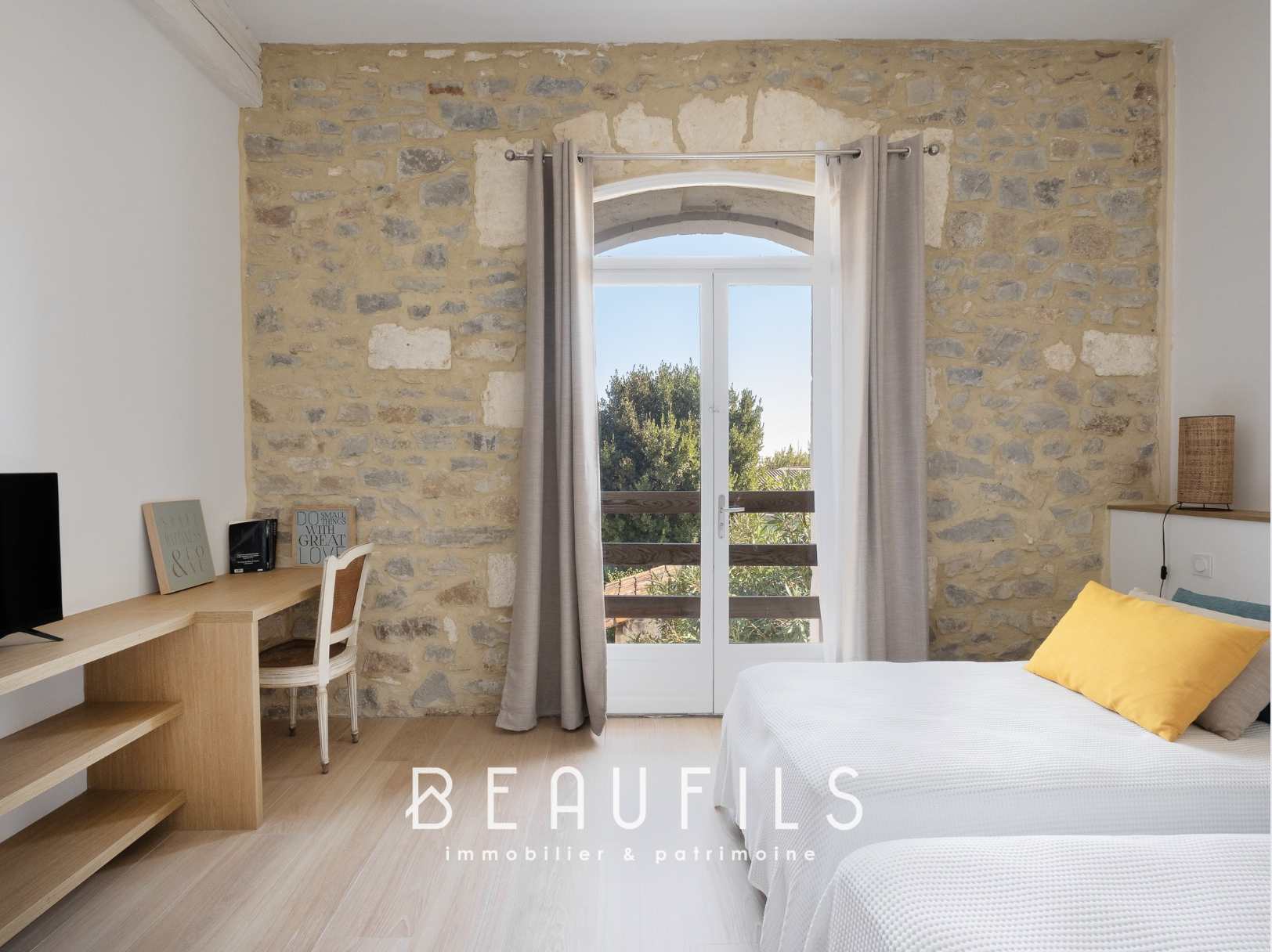 photo_d79bb45e9231153ae041c90ec6122b40