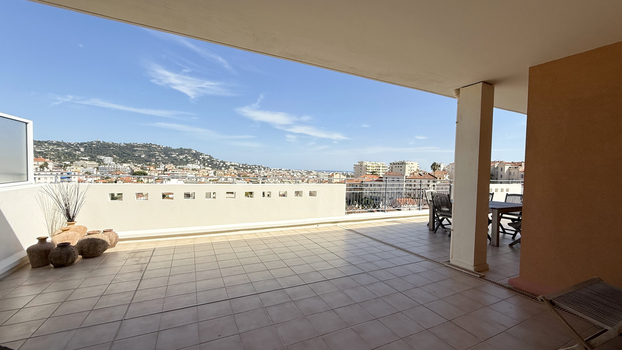 photo_698b03a1d54d556f23b3168ef8899542_Inc_0