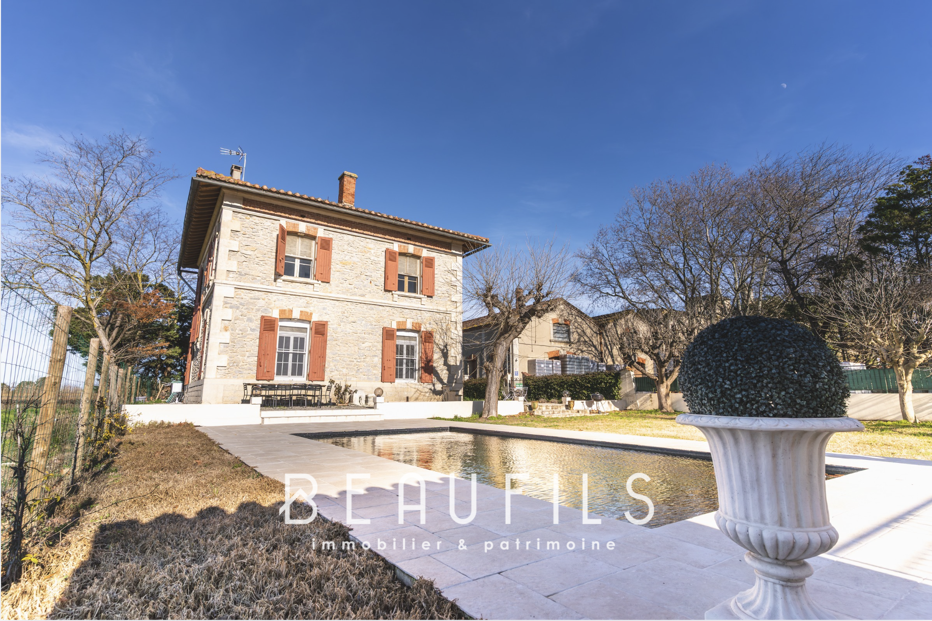 photo_67c464be804b5c5e6638a39fd8e065f2