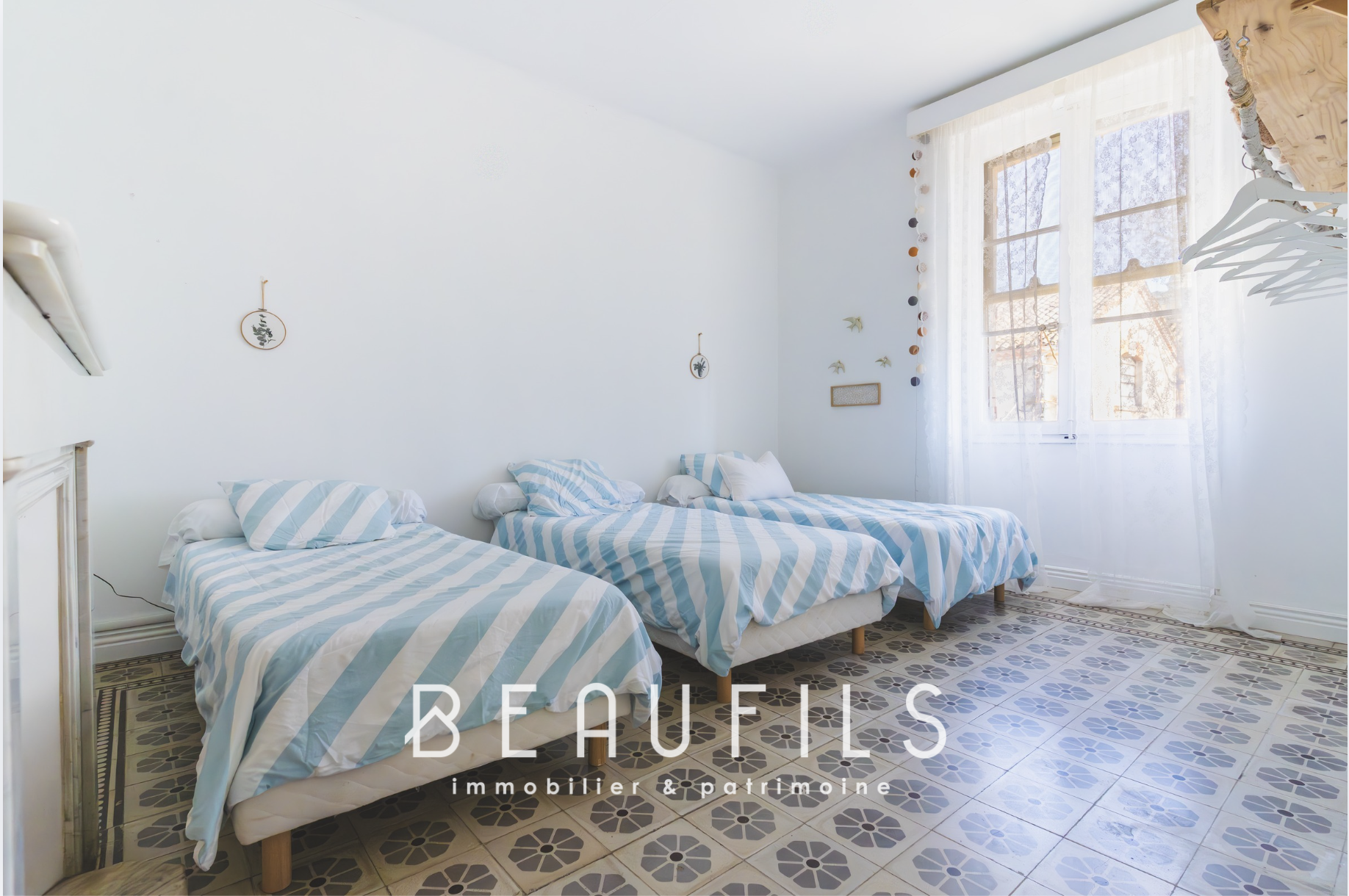 photo_eda90bad4bab9a41e2a99e3b881382ab