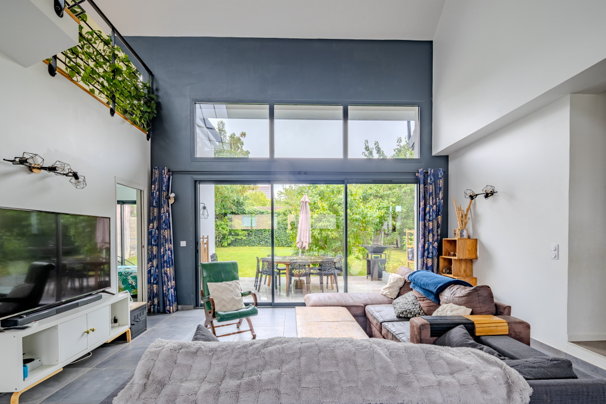 photo_0a350e1bec8dda7766a8ea11d8b506f8