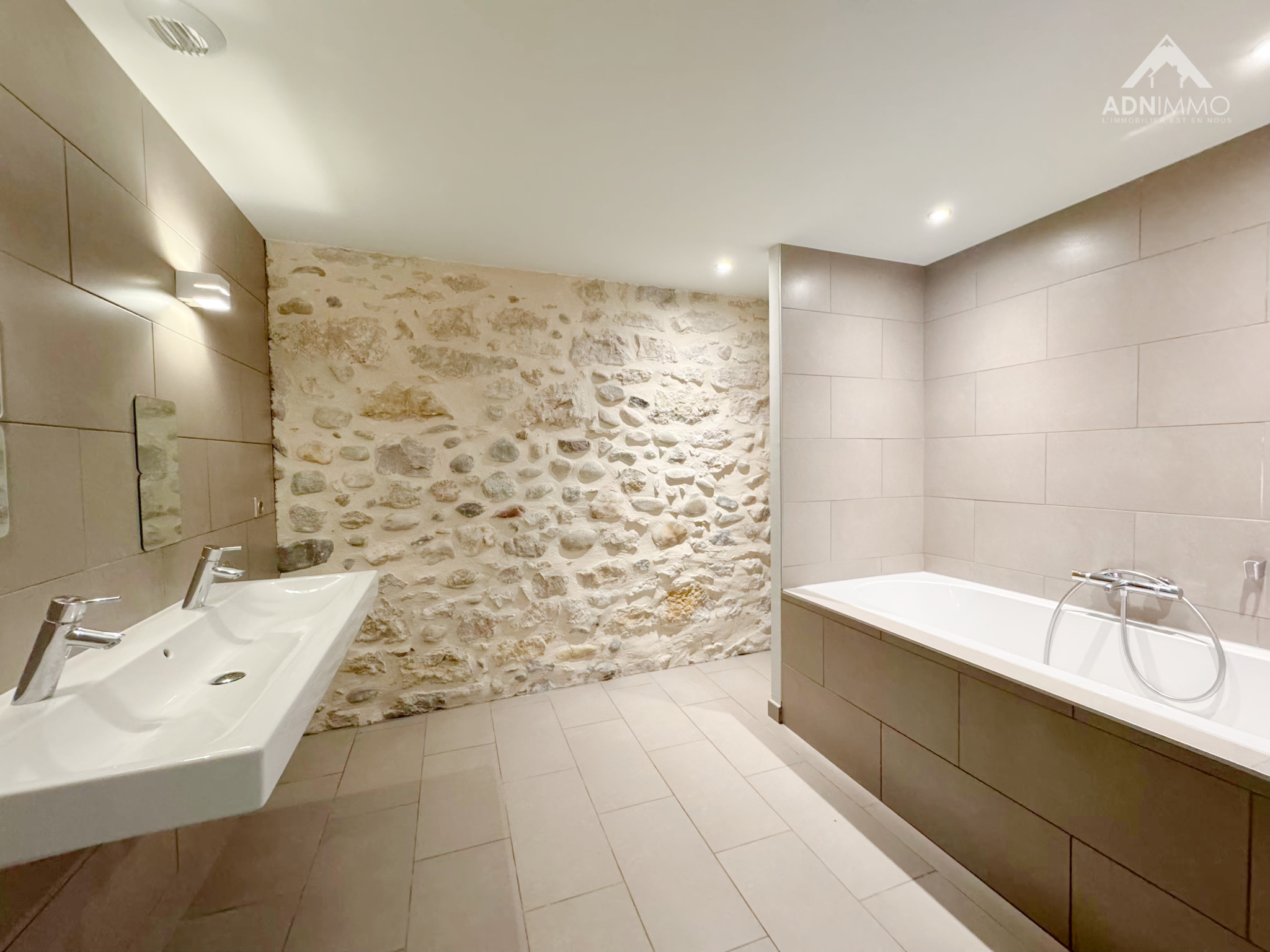 photo_a05080ddf1a181e9c1b7bf275b5ade8c