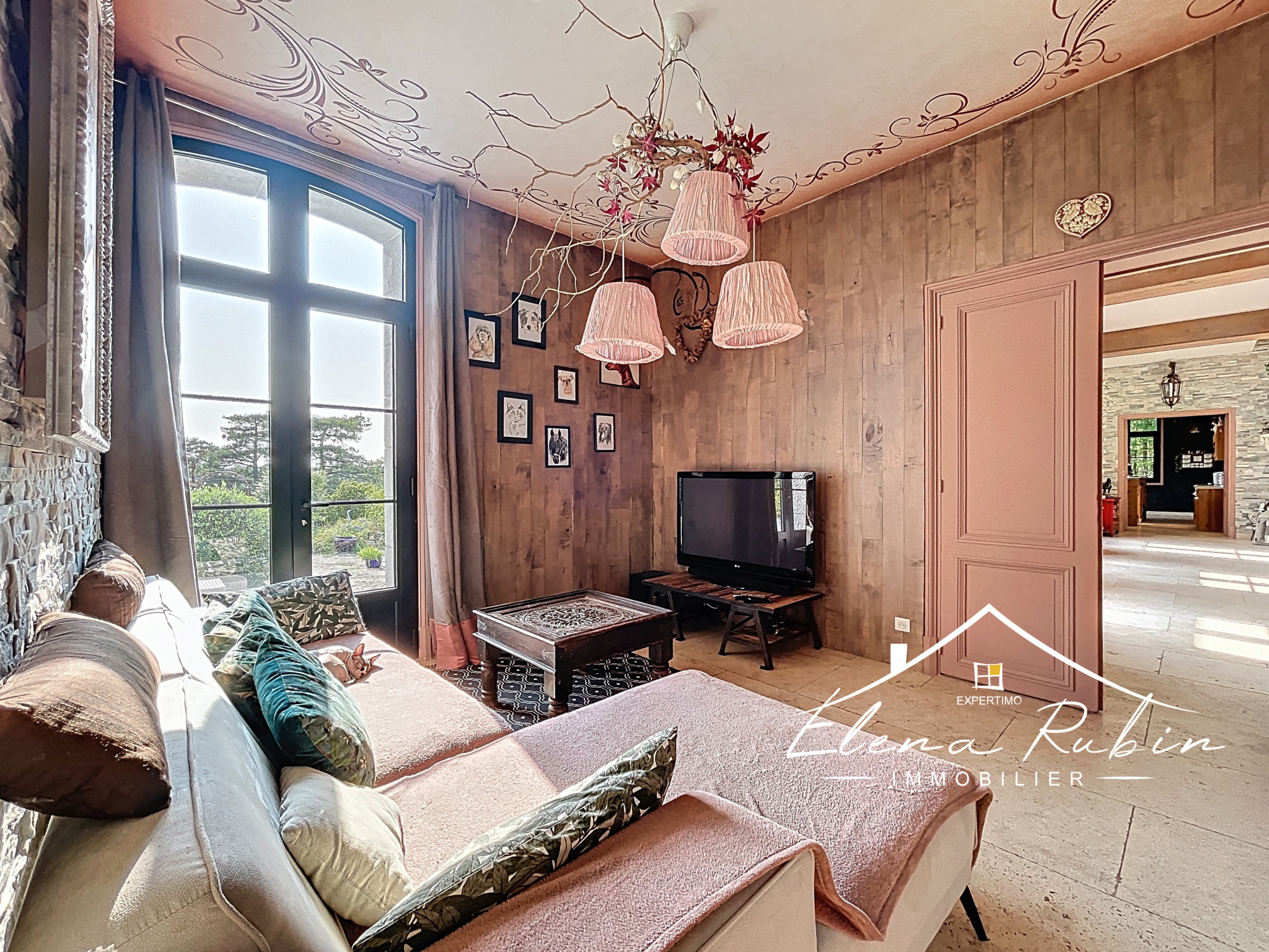 photo_28b9933bfd8a9840f55accd647f911dd