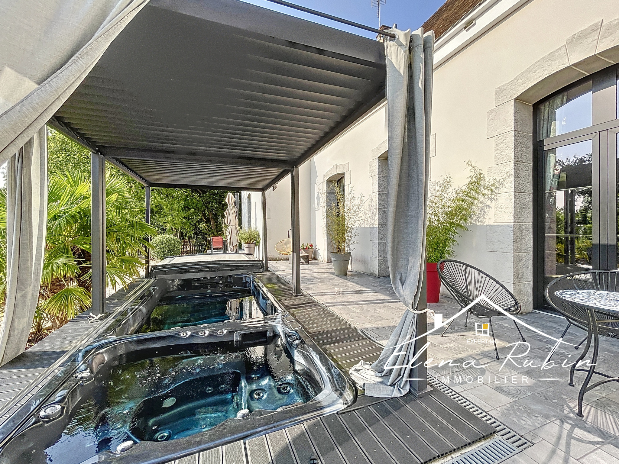 photo_66c1cd7045cecb253f2633d775ed109e