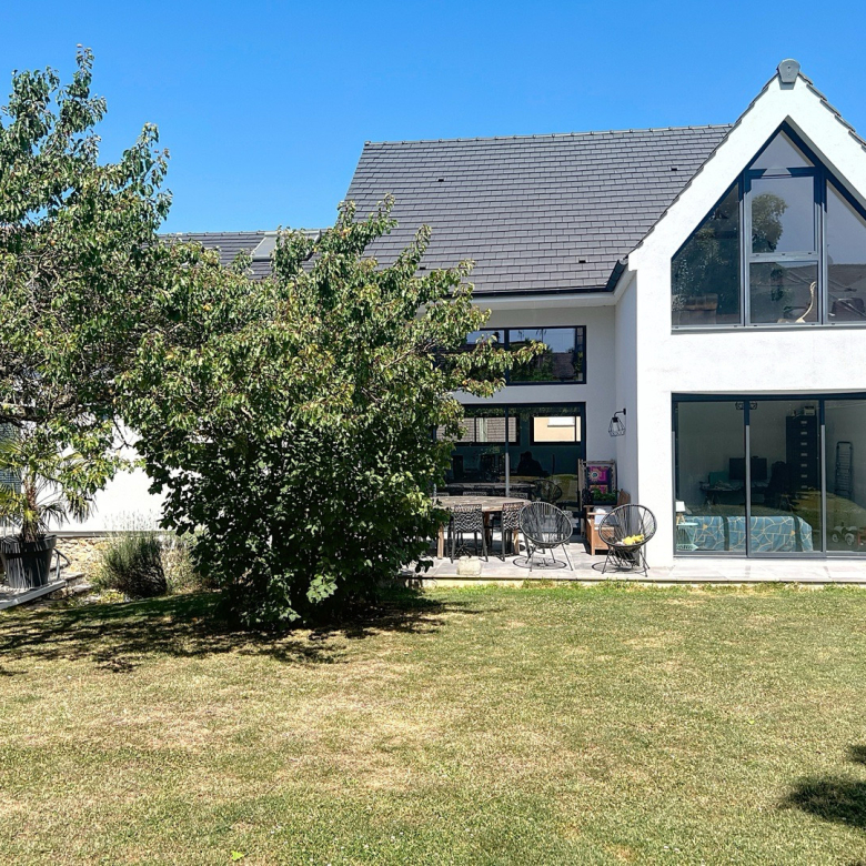 MARSILLARGUES – Demeure de charme 360m2 avec activité de cha