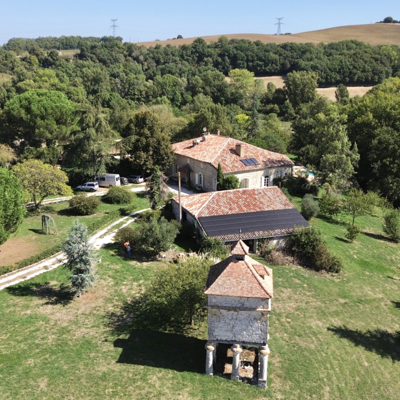 MOISSAC   Ravissante maison de campagne avec maison d’amis,
