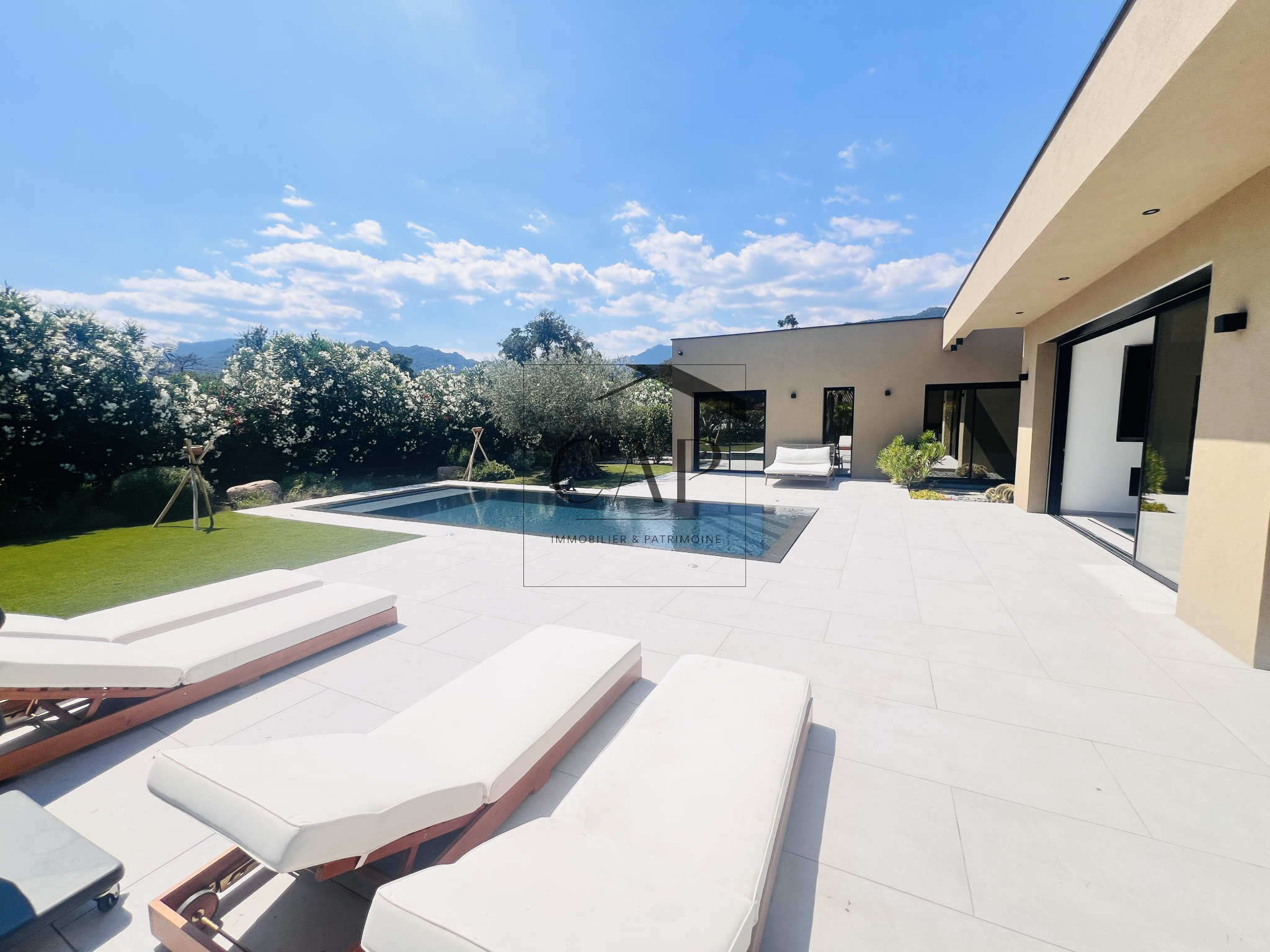 photo_33b71fffd0291ed13a54992193509b1c