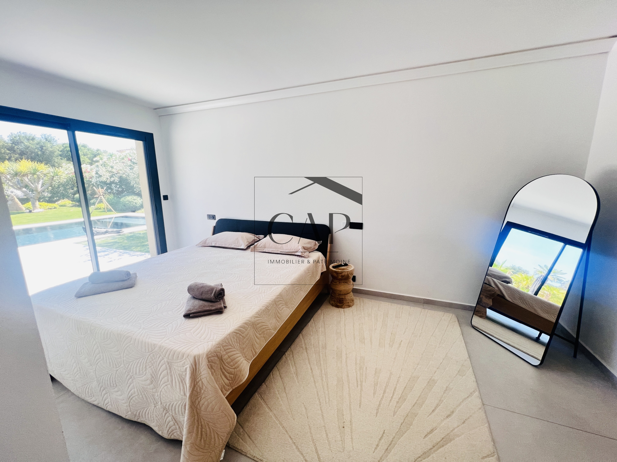 photo_733d9d4a23a20d3d9f74e952ef5a19a4