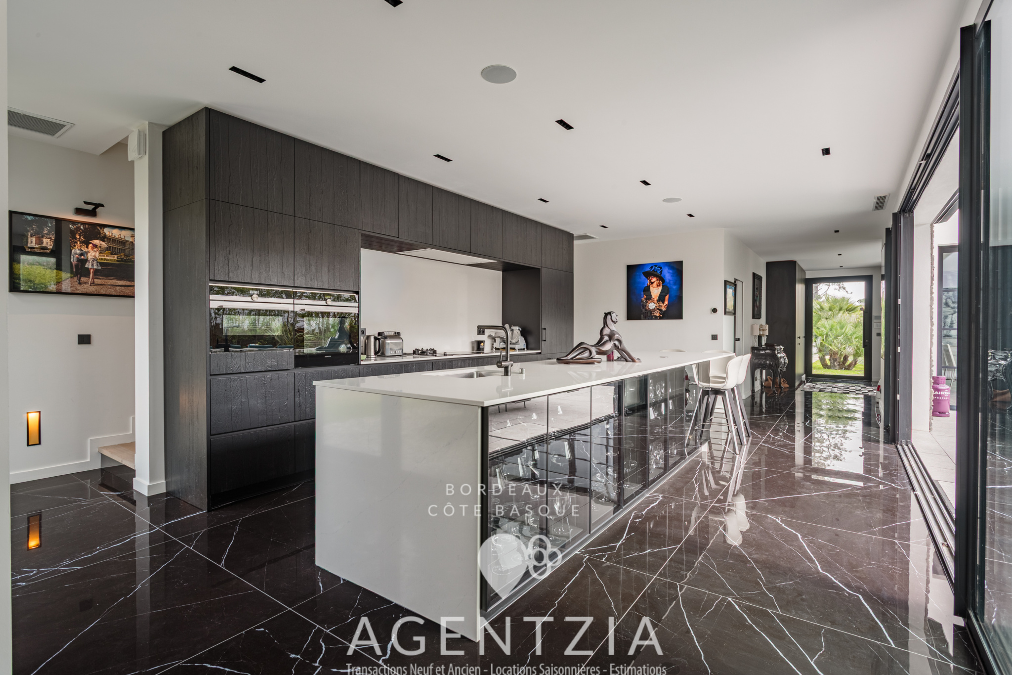 photo_62153ccf215bbc1cb9893c63672267d8