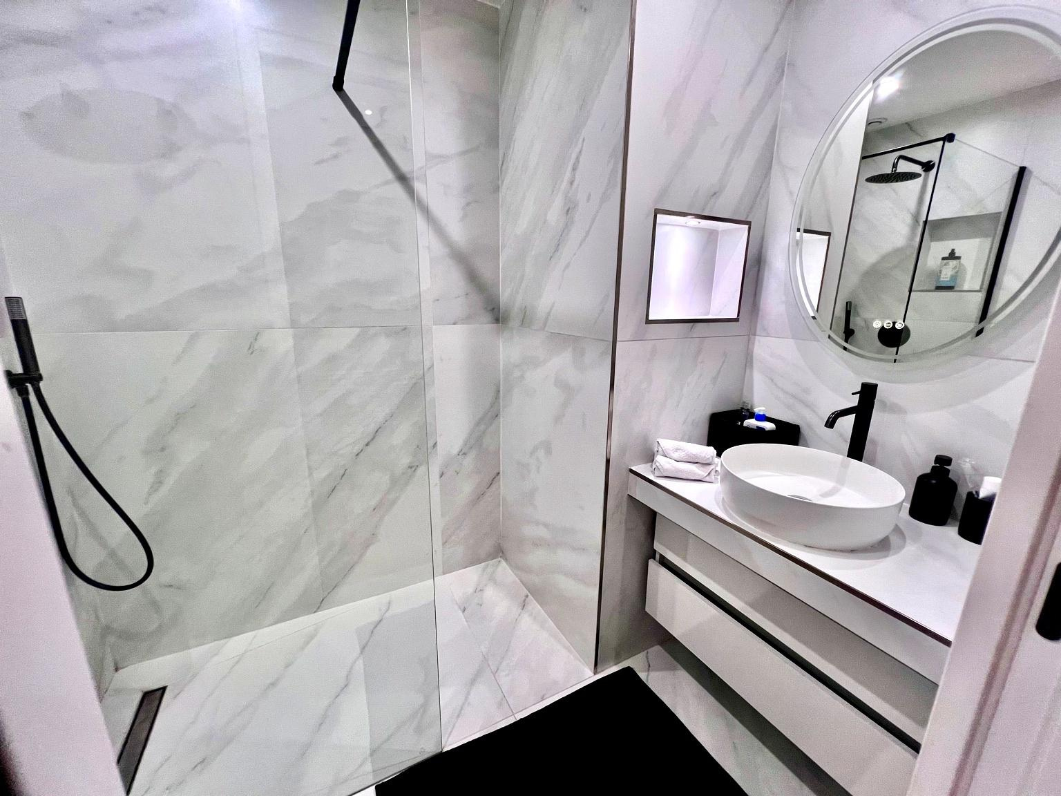 photo_08392579f483e3e3895649521b95a5a8