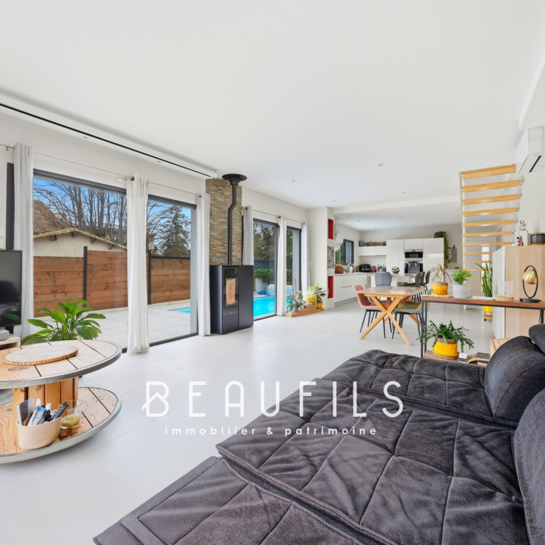 Villa contemporaine – Saint-Jean-de-l’Estérel – Proche Cannes