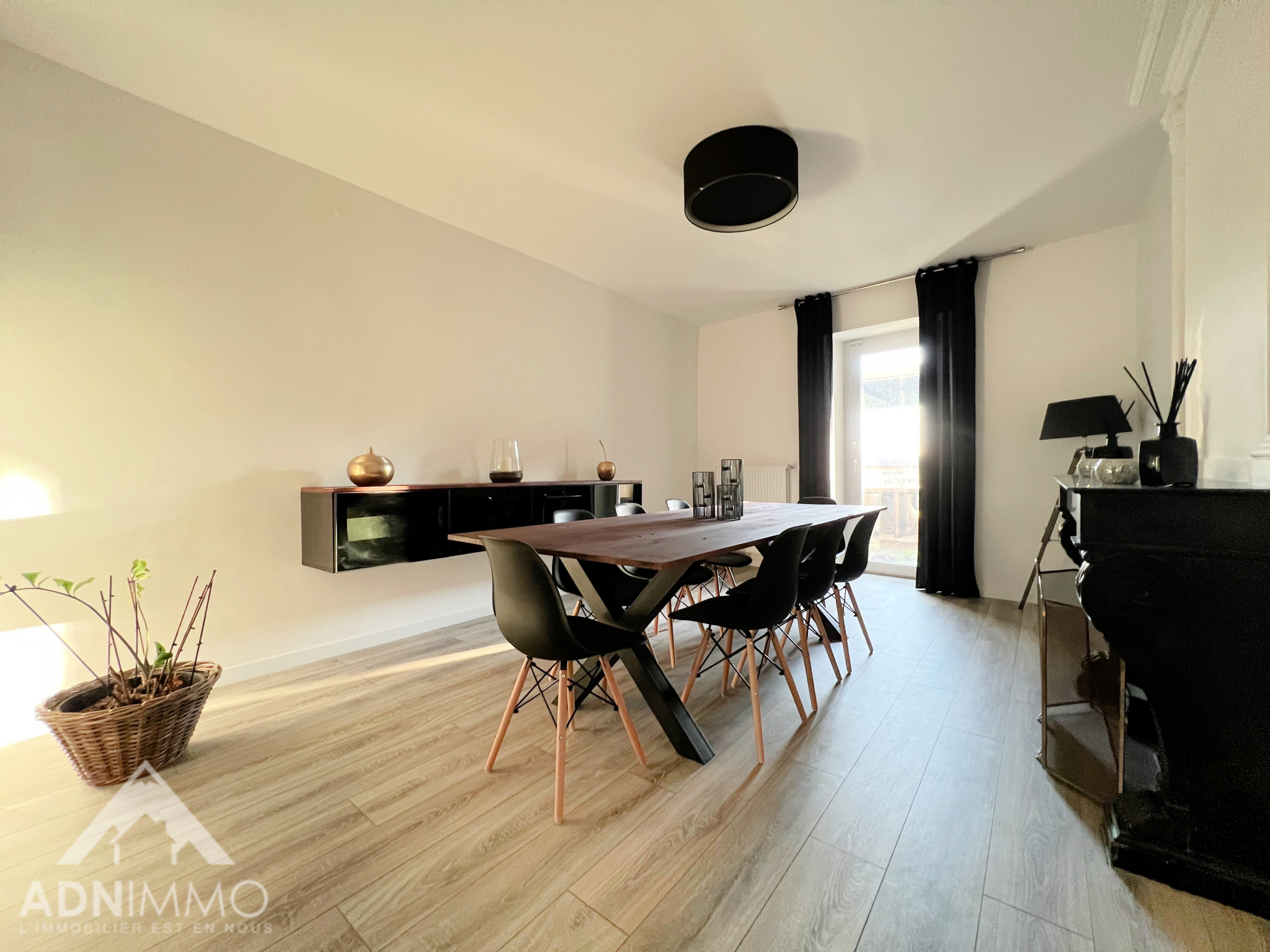 photo_cc2d8c9eadf3fc7c165885d7bc9ebd33