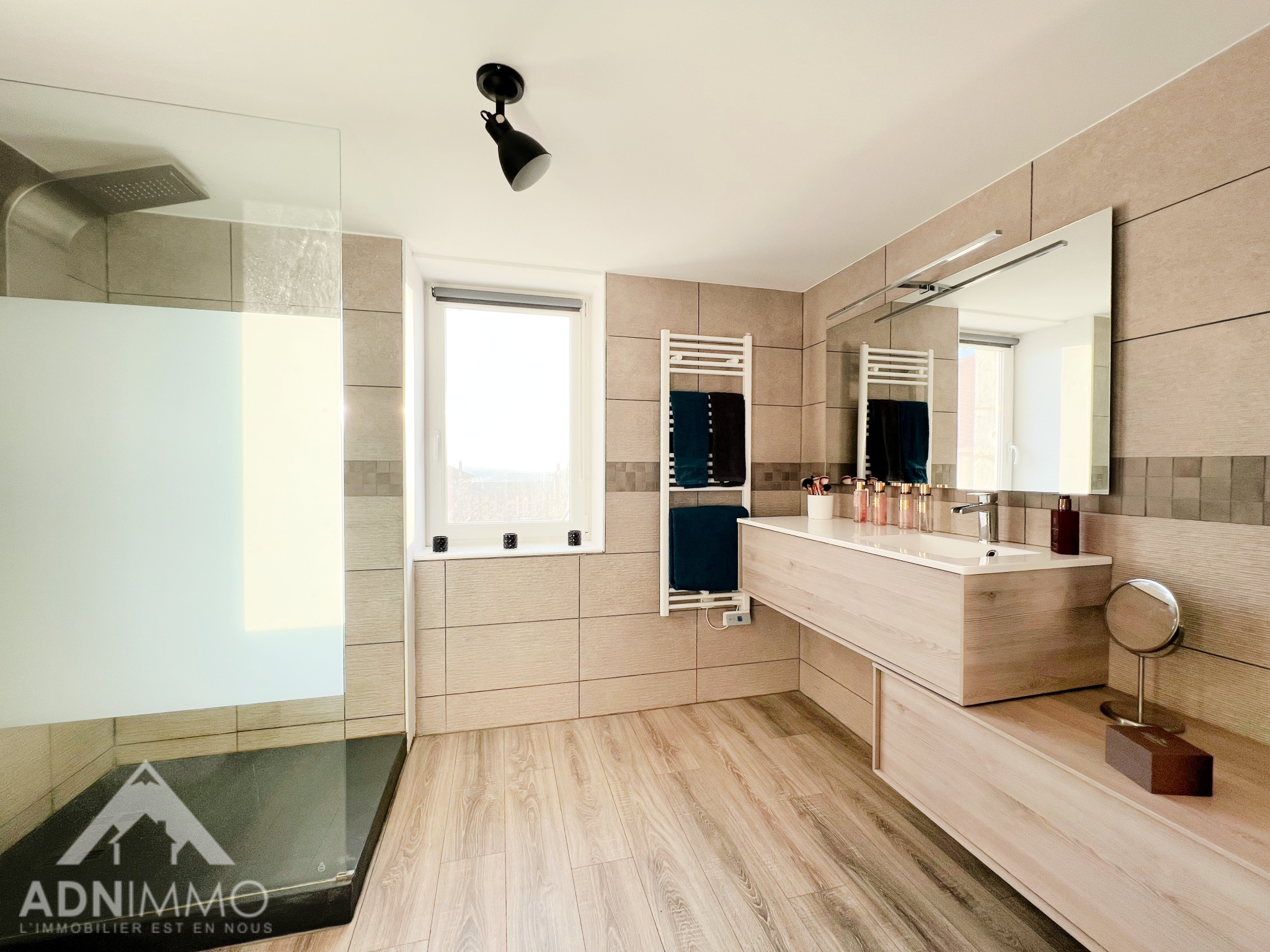 photo_ef3ac8c2fa60f452d68f76299522c8a5