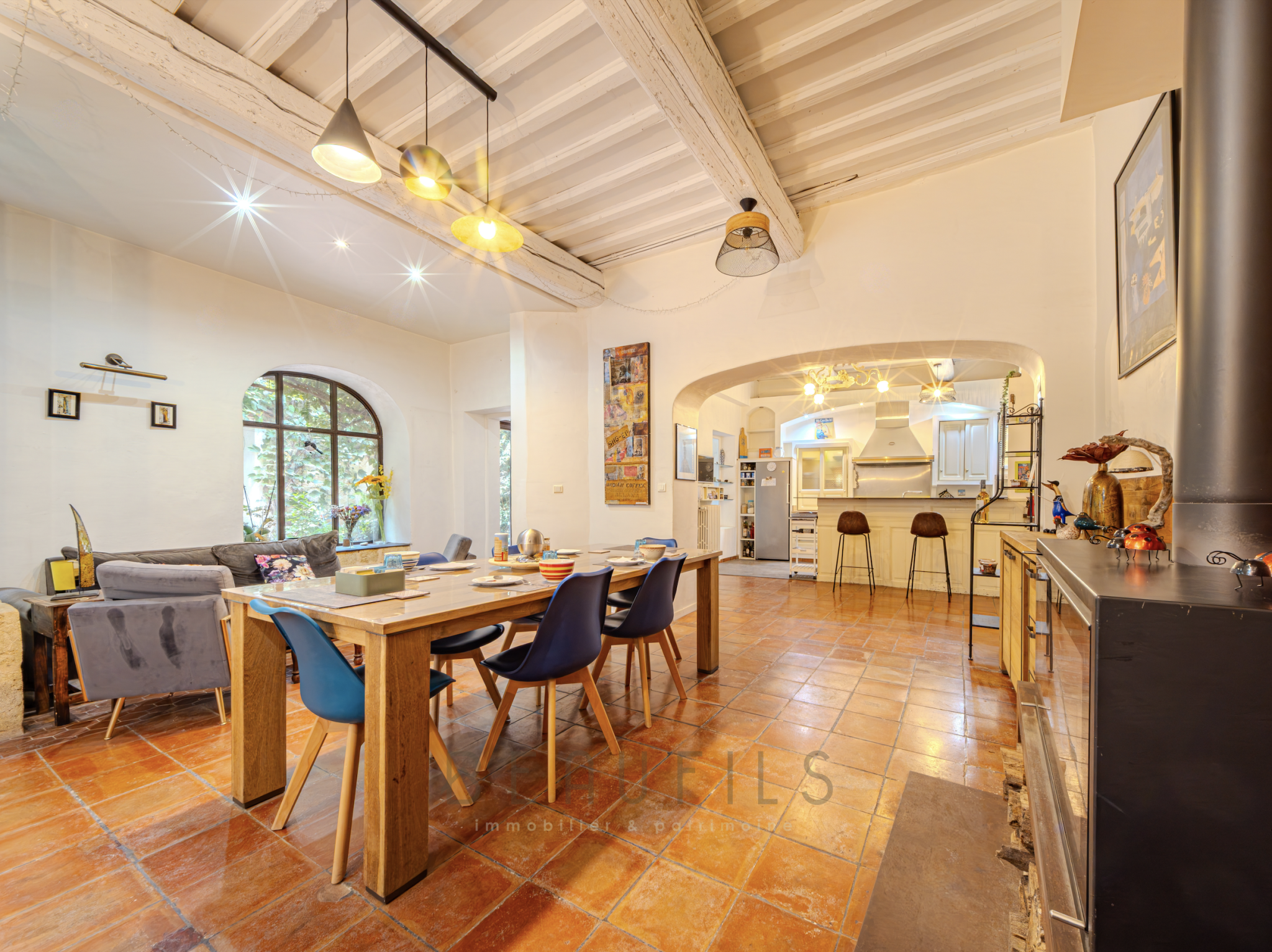 photo_61bb4906b0dd21ca911af71c02b8994a