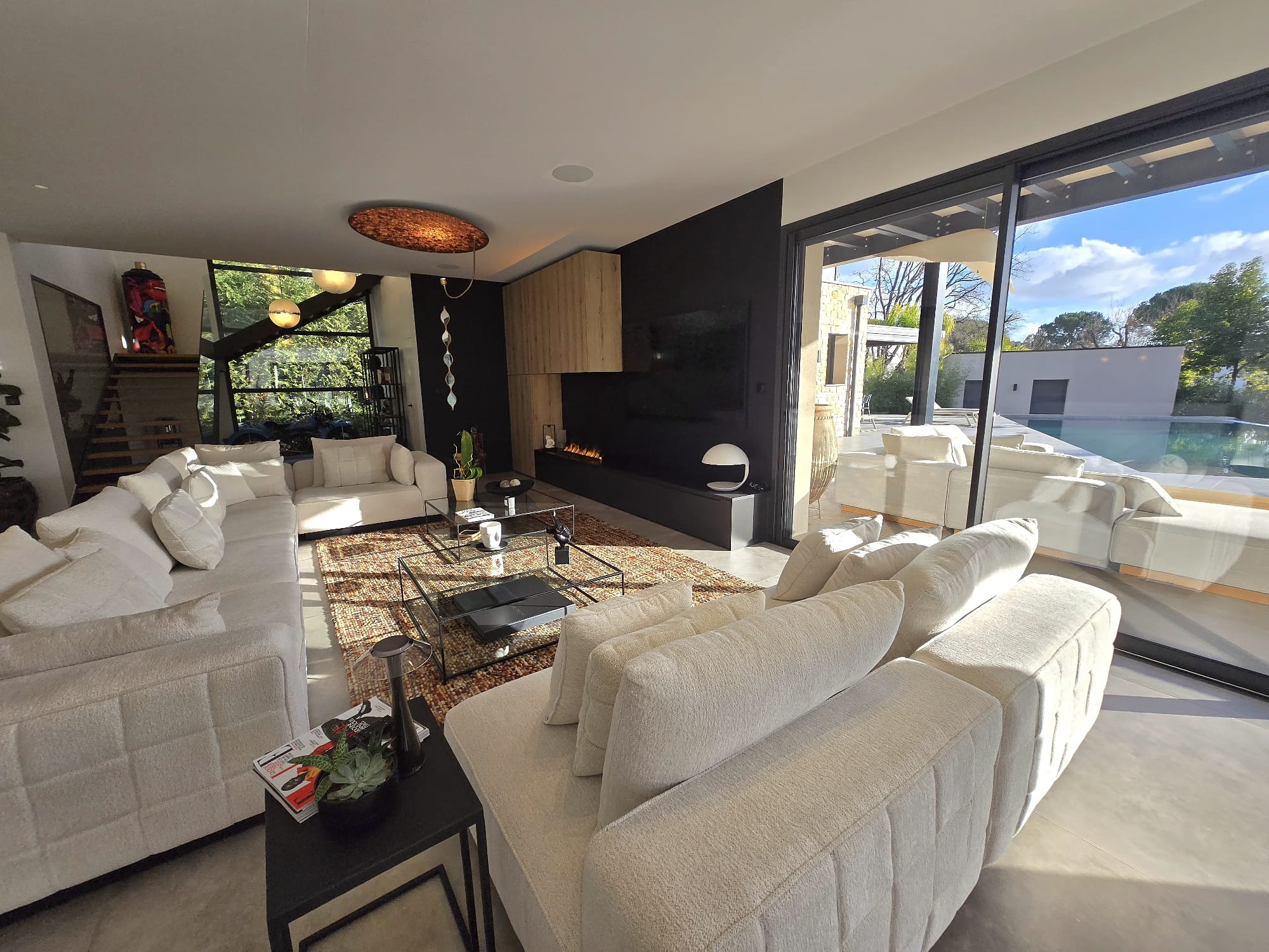 photo_7d004e0f378a1c3f60969060817e7aa4