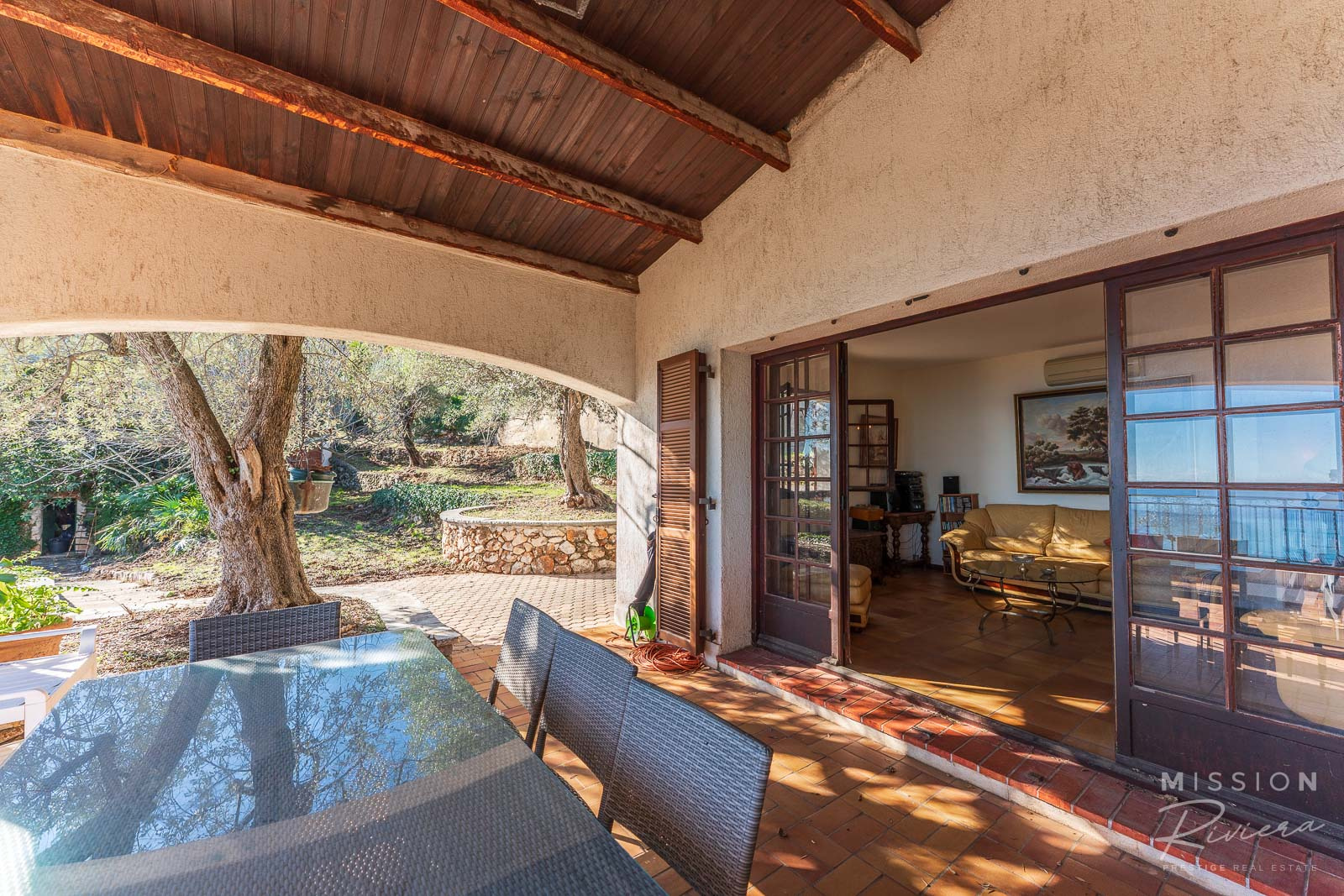 photo_6fd7798925a69cce41624f2216ee05b3