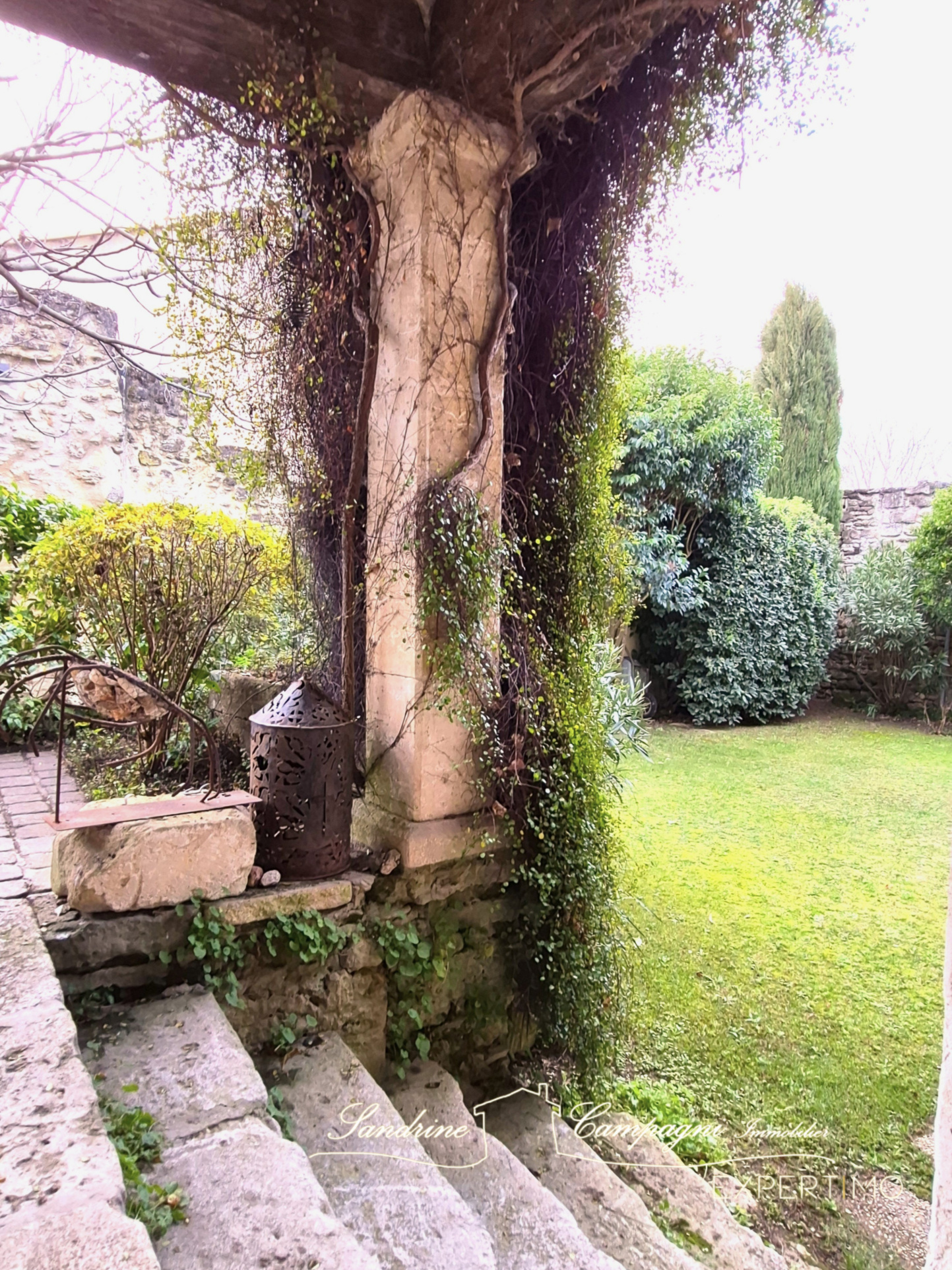 photo_615be1589c6230f575745bbe7abcb218