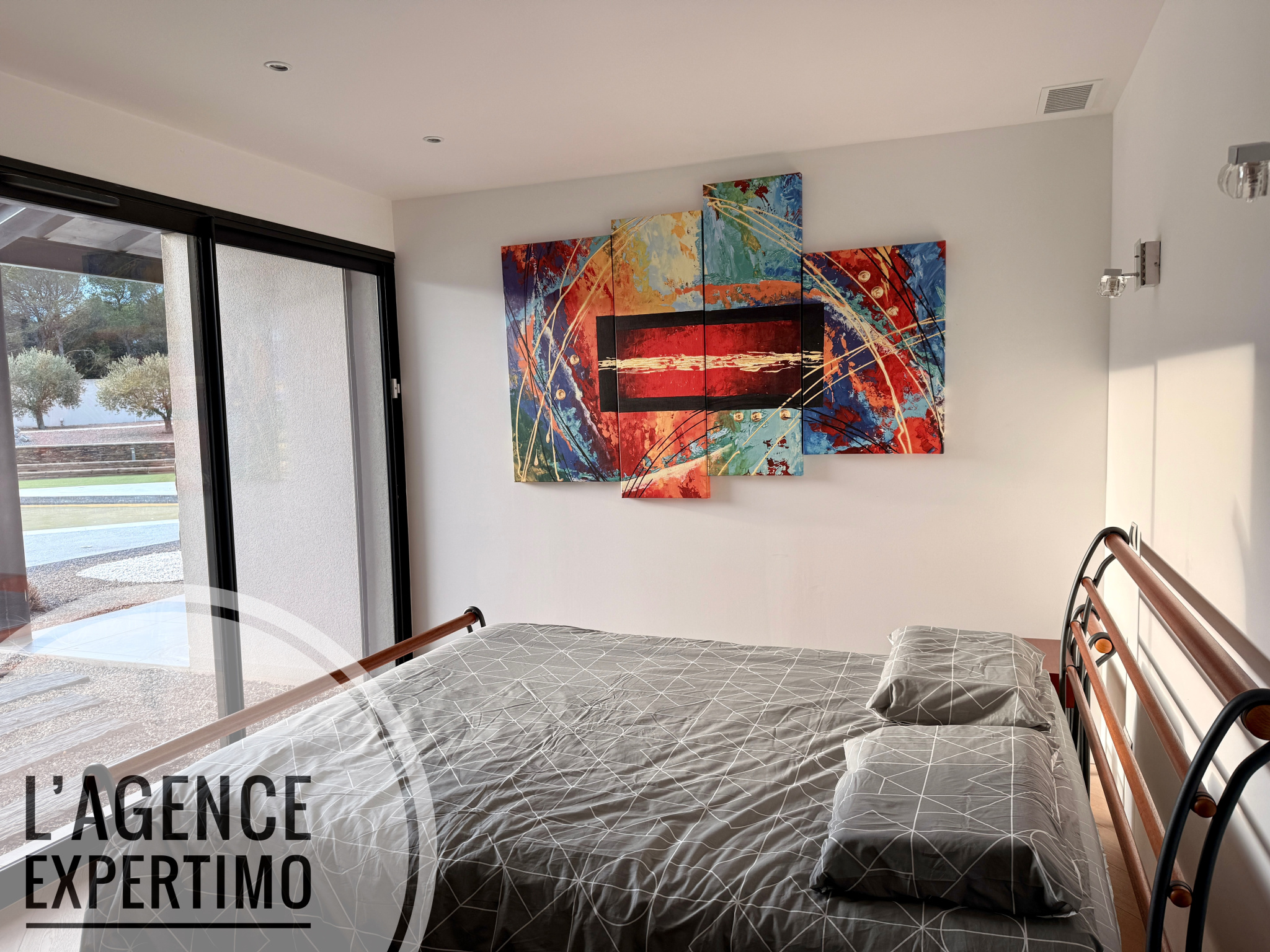 photo_5b20ff636c4141556c2c7bd029610251