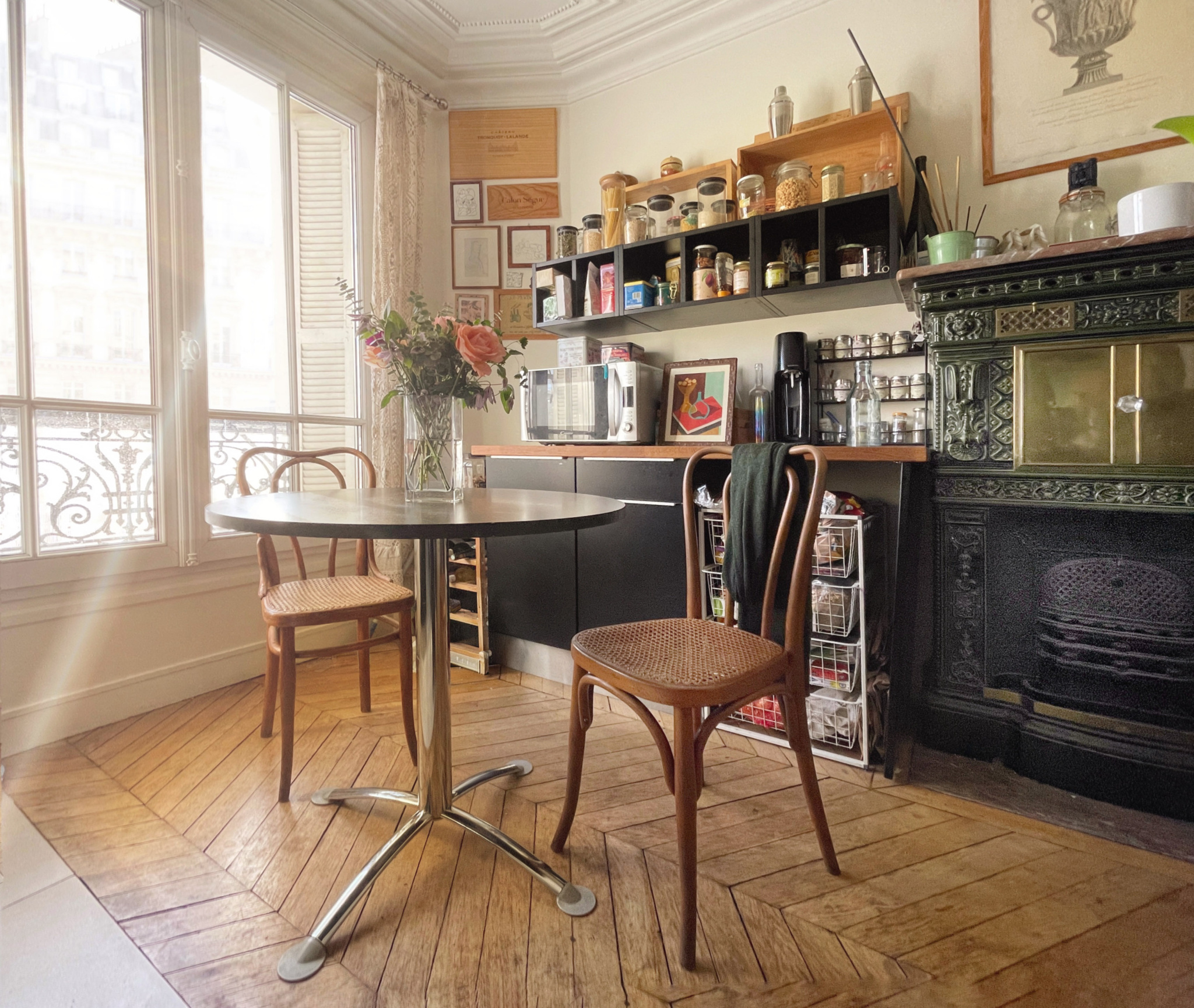 Charm and conviviality between the 18th and 9th arrondissements