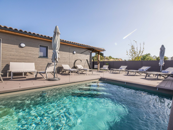 Cala Rossa Villa T4 5***** with private pool Domaine p