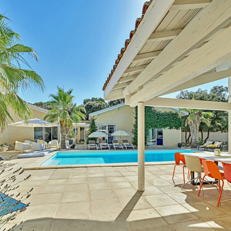 Rare sur les hauteurs d’Argenteuil   Maison de caractère ave