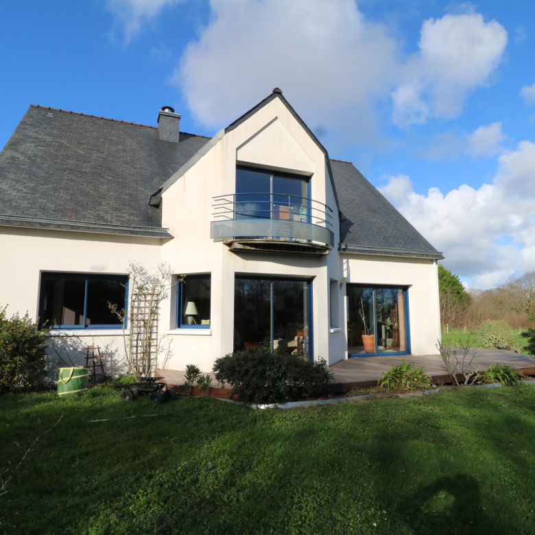 VILLA CONTEMPORAINE 2025 — DOMAINE PRIVÉ — JARDIN PISCINABLE