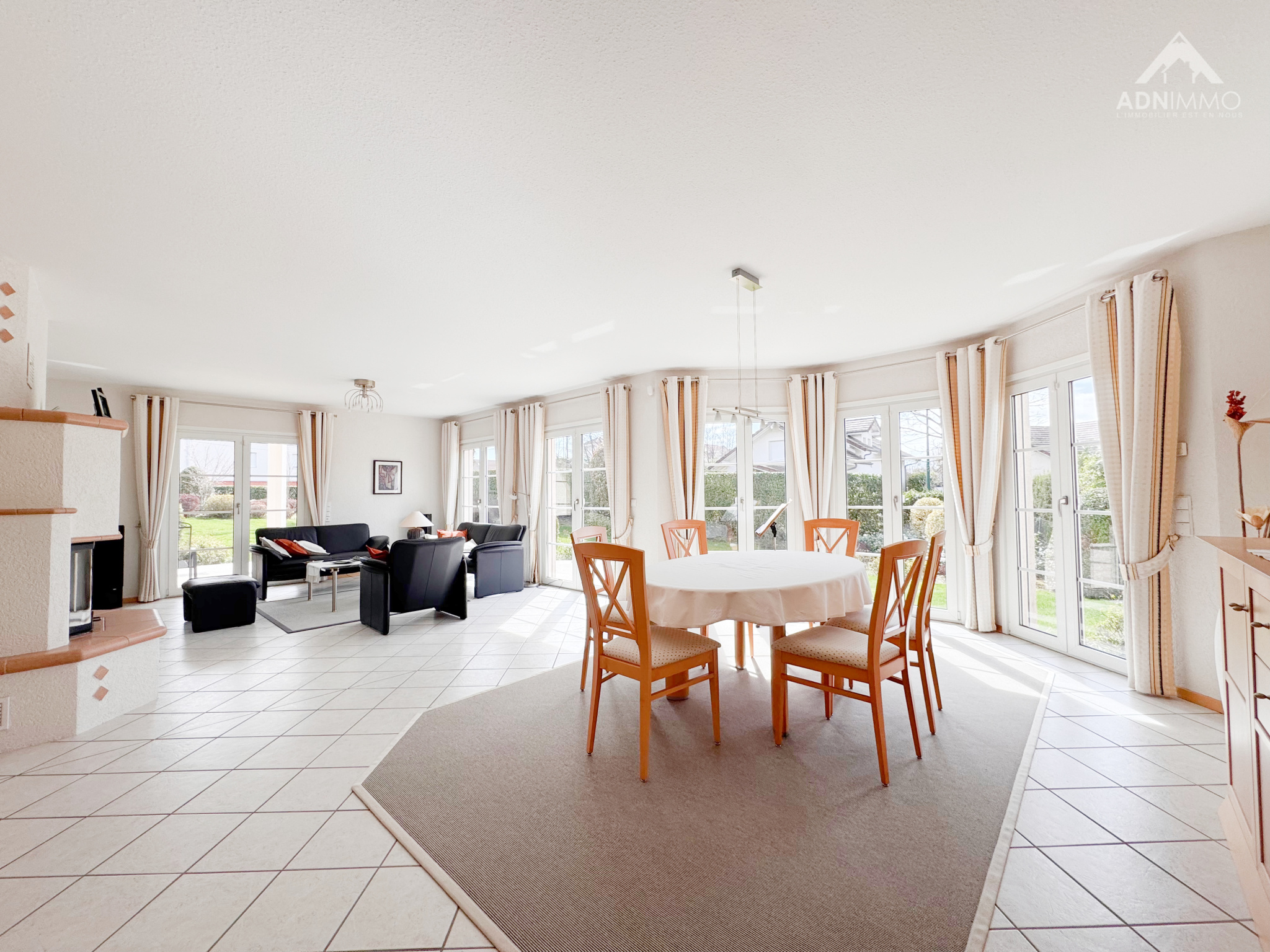 photo_ef75e0167c88646cea352783b9f724a4