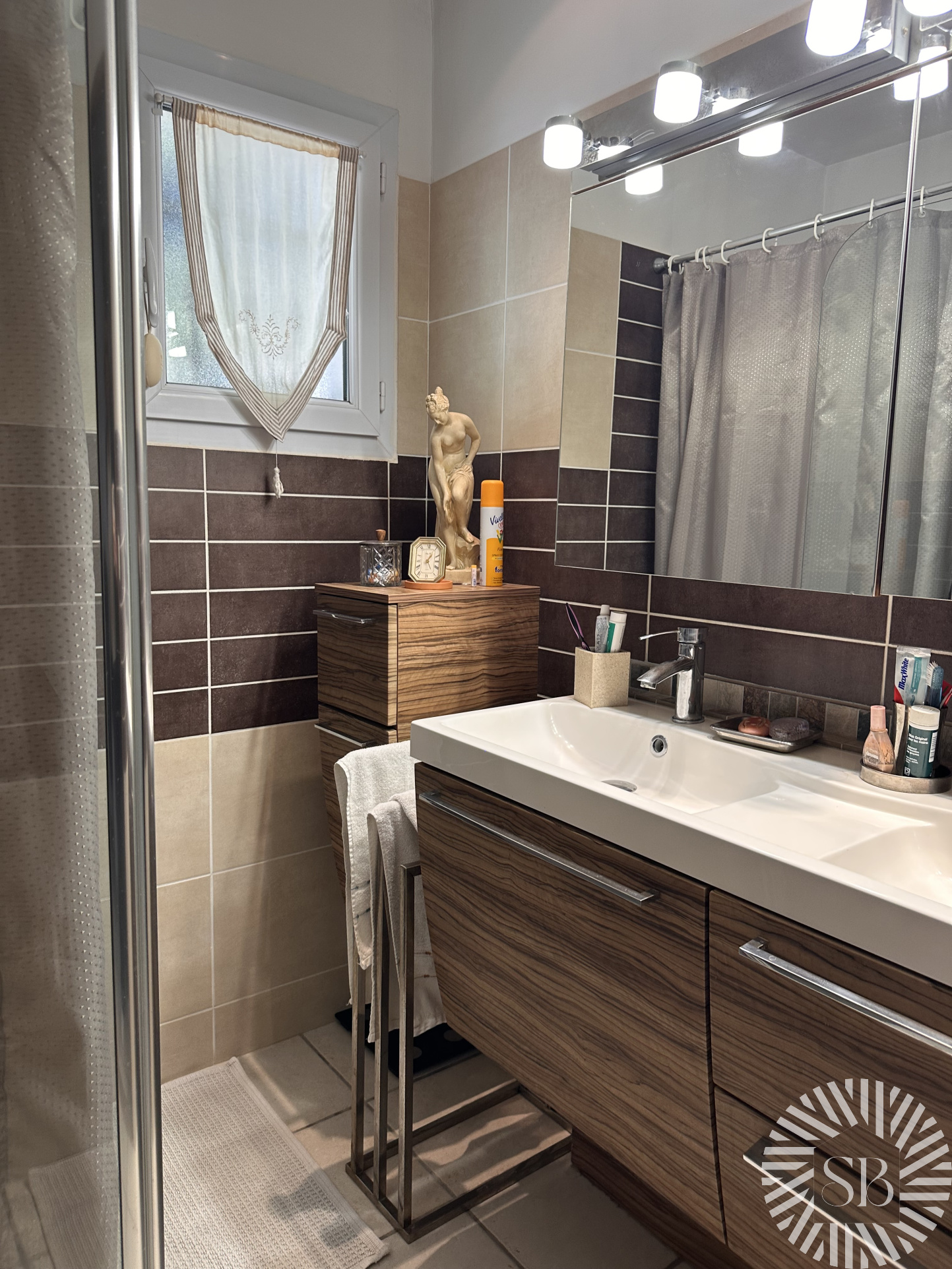 photo_888ebf799700145507ba1e378942ea1b