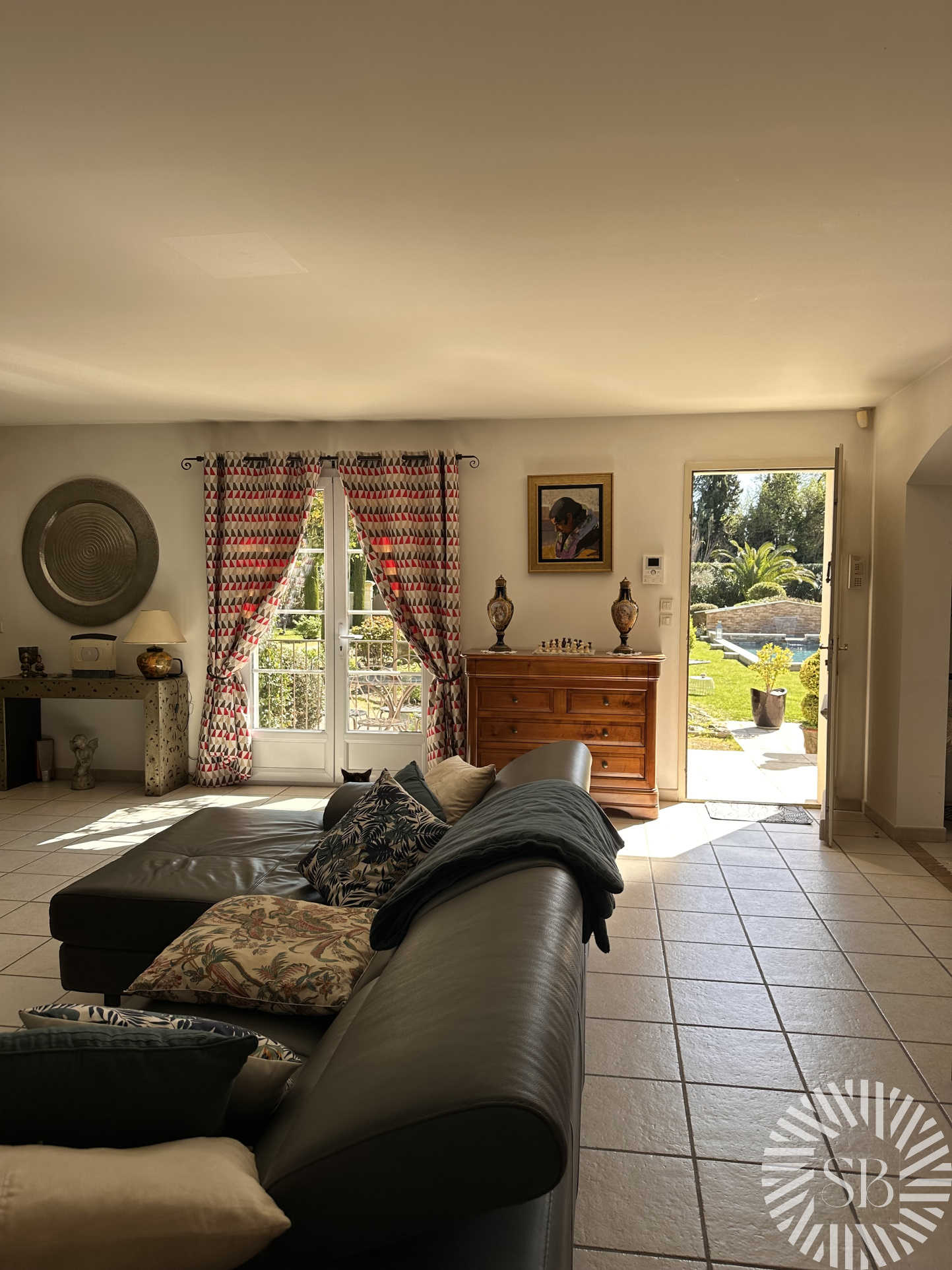 photo_f8285d0833a4e44382eb163ac2e85424