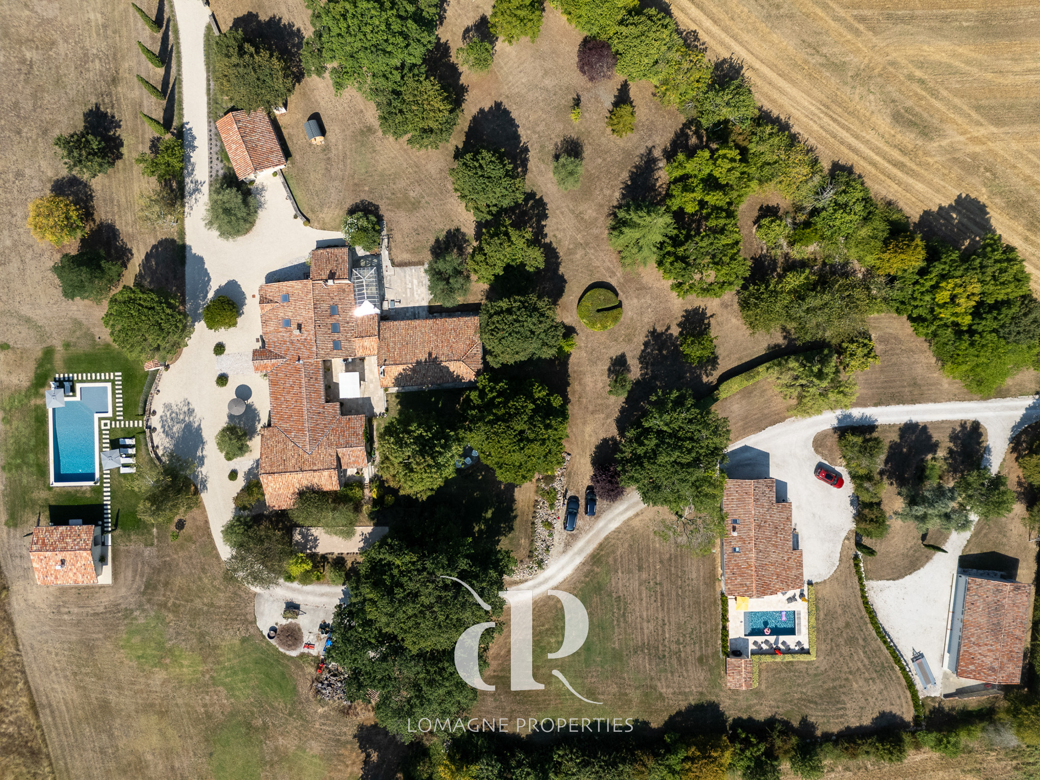 photo_1d4236a4128a9857ec7e3fcc42840ce1