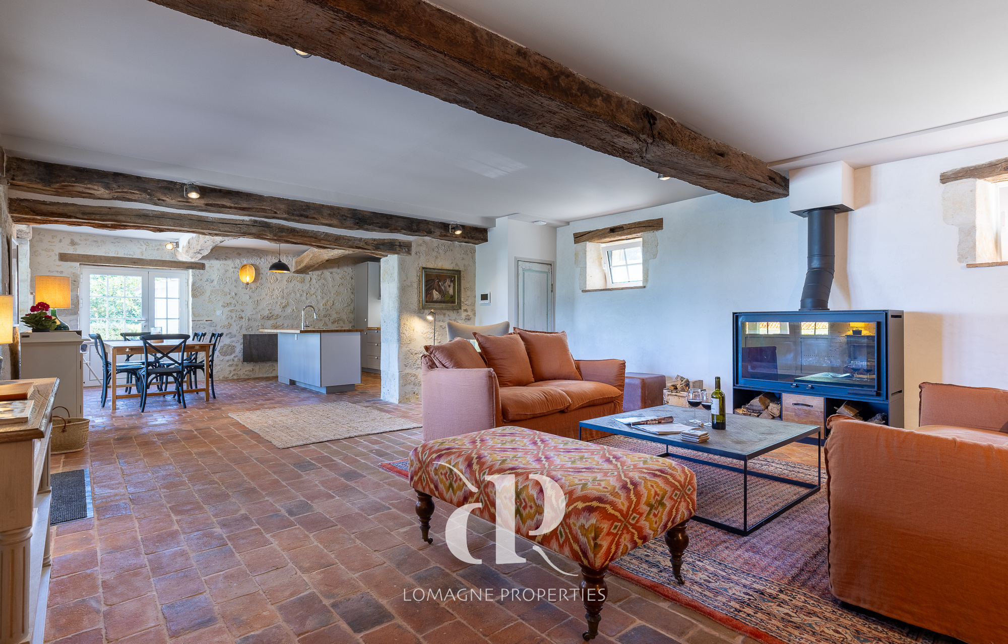 photo_391c33620e75b68839e5c577b78ea081