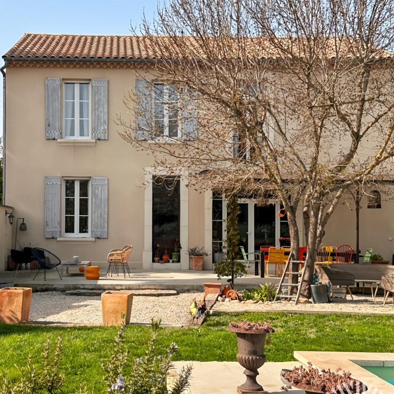 Caveirac – Propriété d’exception de 231m2 au calme absolu sa