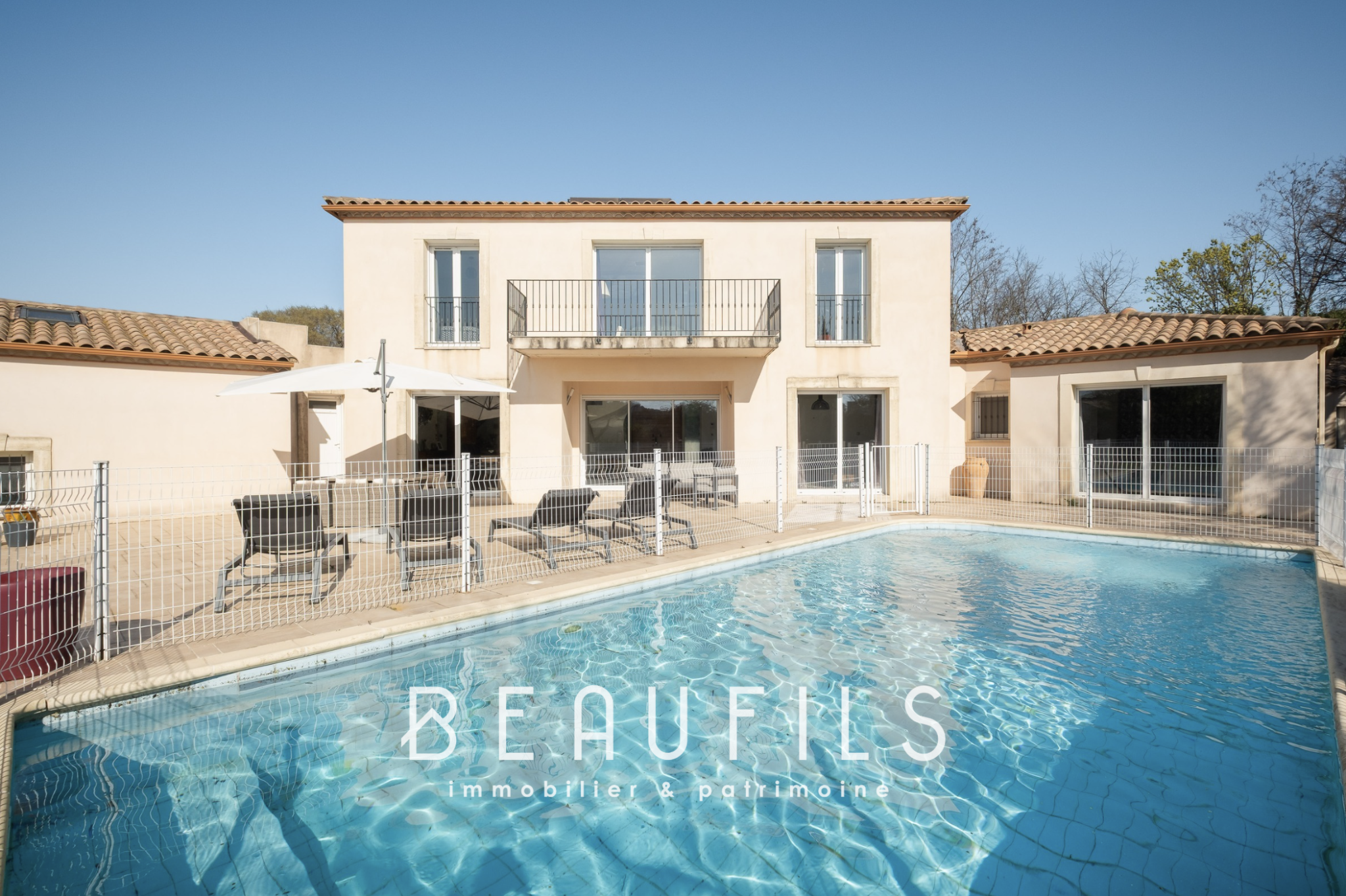 photo_d497b89d34a29bcce7feab6143aea444