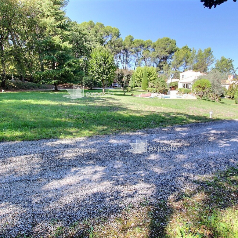 EXCLUSIVITÉ   MAISON FAMILIALE HAUT DE GAMME   140 m2   4 CH