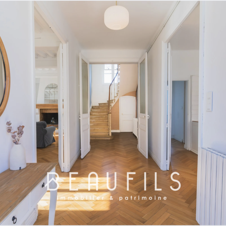 Villa 275m2 sur le GOLF de Chiberta, en bordure d’OCEAN, ave