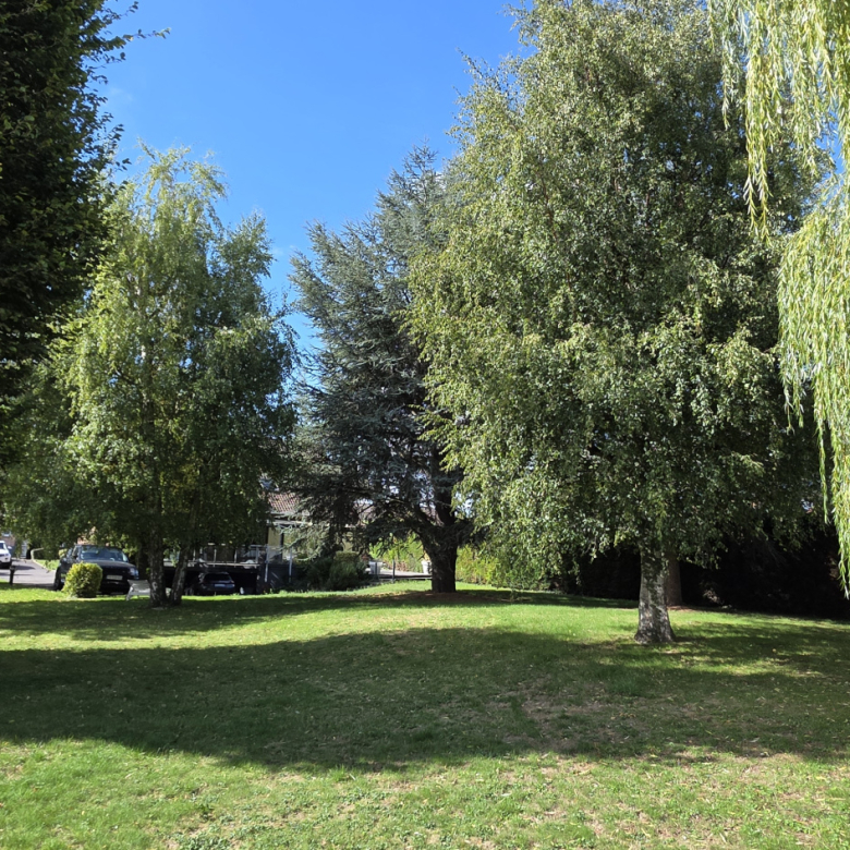 HYERES – MAGNIFICENT HOUSE IN A DOMINANT POSITION – PANORAMIC VIEW