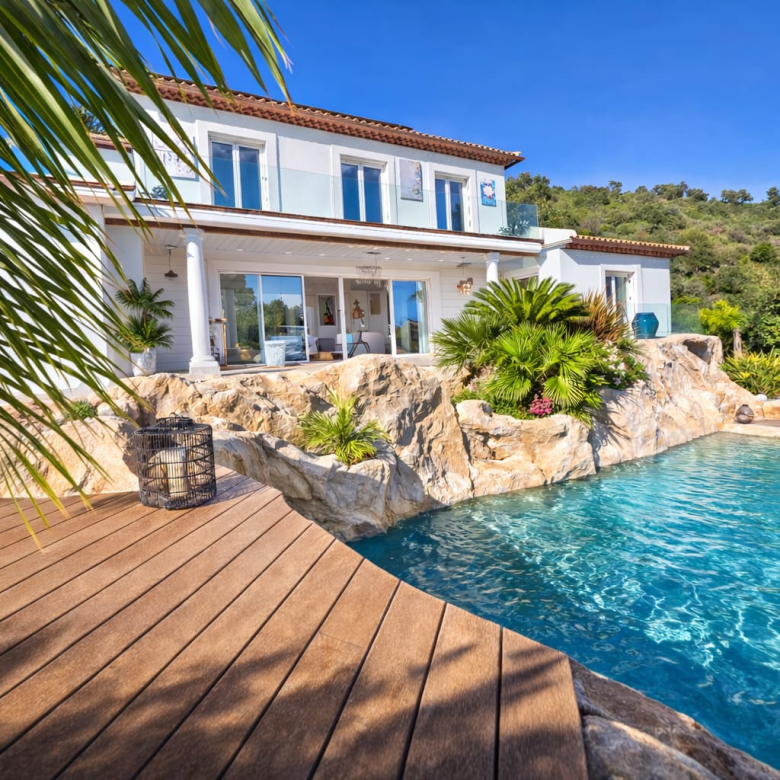 8-Room House, 205 m2