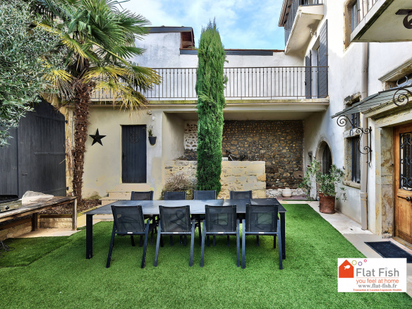 EXCLUSIVITÉ   Demeure de caractère de 8 pièces du XVII siècl