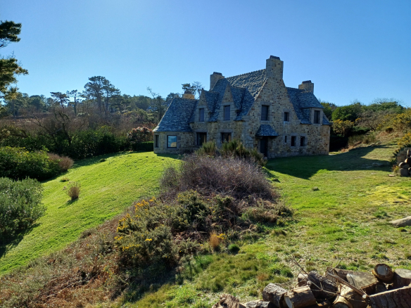 Plougasnou, exceptionnelle vue mer, maison 6 ch sur 16000 m2