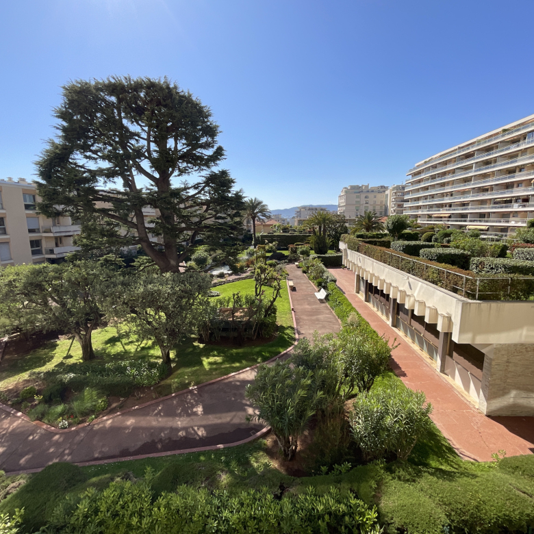 Plougasnou, exceptionnelle vue mer, maison 6 ch sur 16000 m2