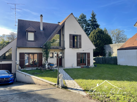 Rochefort-en-Yvelines, Maison familiale de caractère avec 6