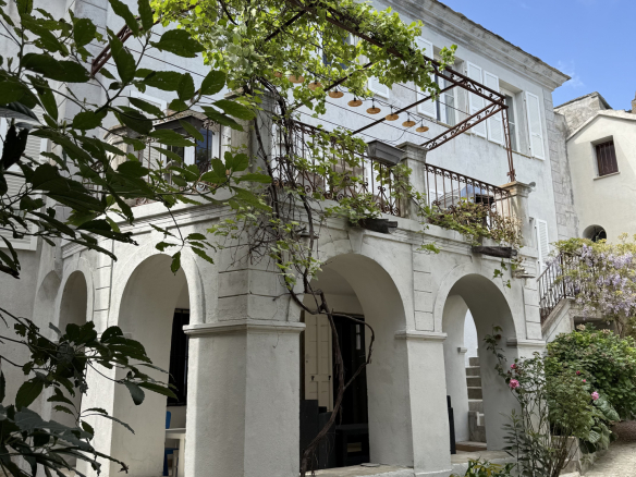 Maison d’Américains – 245 m2 Cagnano (20228) Cagnano