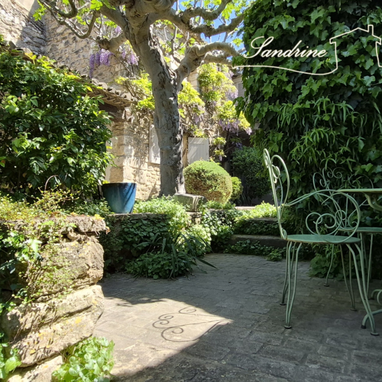 Élégante maison rénovée de 130 m² ? Vue mer panoramique ? Domaine sécurisé ? Secteur Hélio Marin / Vallauris