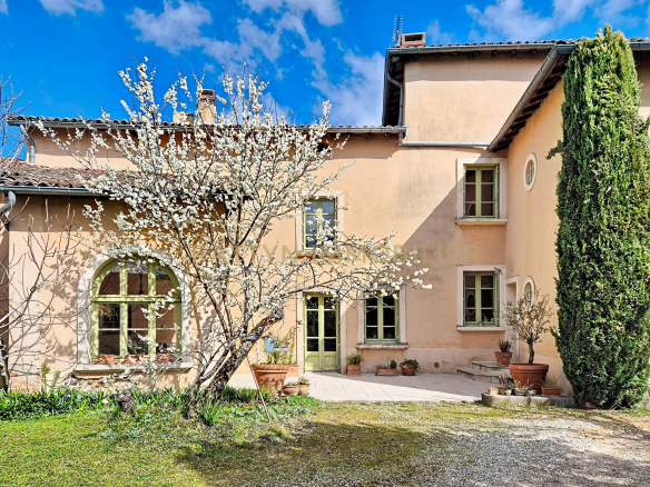 Propriété de charme idéale pour grande famille, projet inter