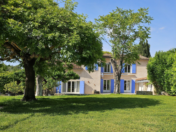 Mas provençal XVIIe | Parc arboré & cours d’eau   Pays d’Aix