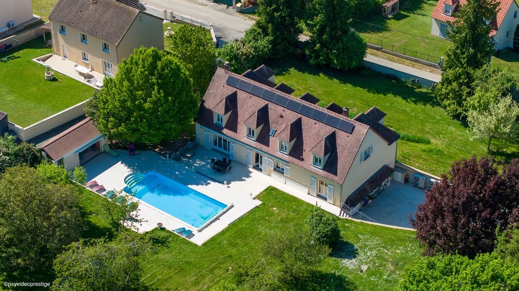 CHÂTEAU, 4000 m2, 12 ha, Parc, idéal Evènementiel, Hôtel lux