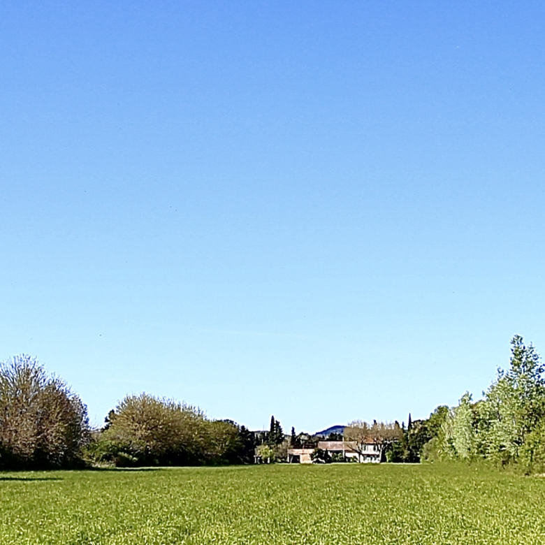BONNIEUX 84480 VILLAGE CENTRE / DUPLEX WITH REMARKABLE VIEW