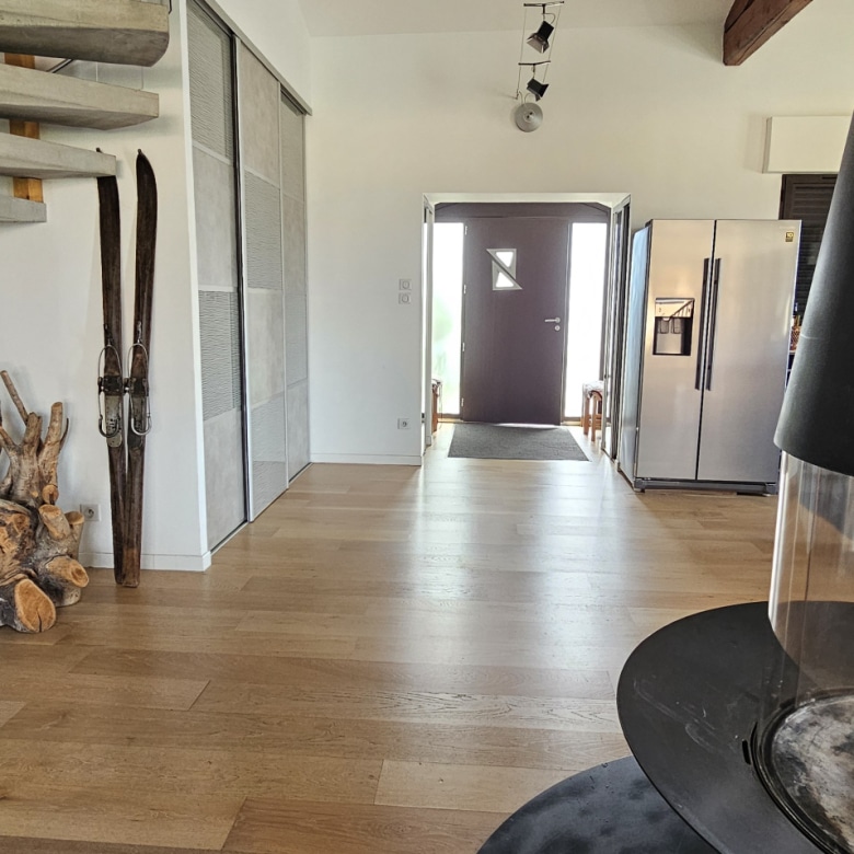 Belle propriété avec appartements loués