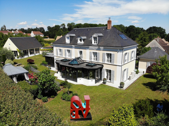 Magnificent exceptional villa in Magny-le-Hongre