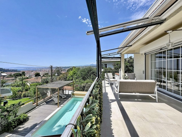 NICE – MONT BORON – VILLA VUE MER – PSICINE